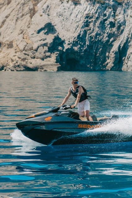 Alcudia: Bay of Alcudia Jet Ski Tour with Photos - Quick hits before you hit the water