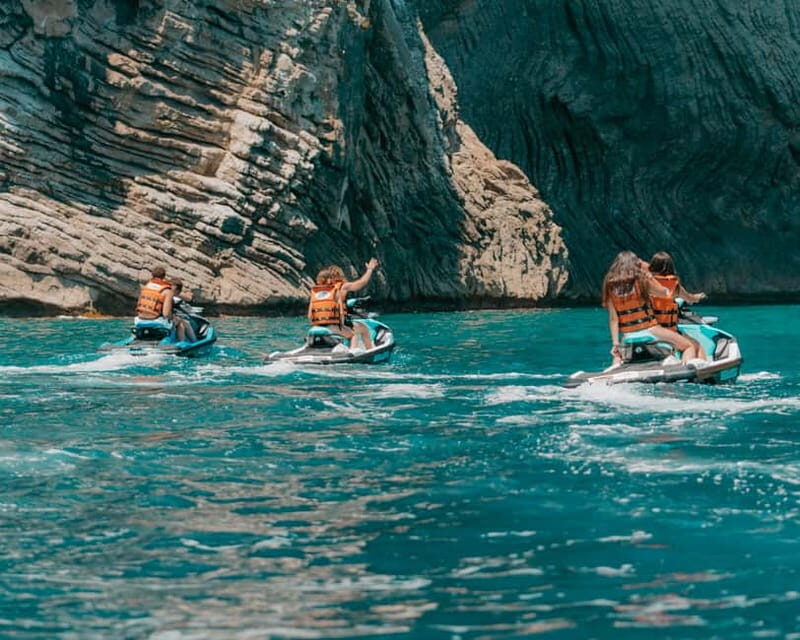 Andratx: Jetski Tour 30' - Arriving at Andratx: the La Cantina meeting point and quick handoff