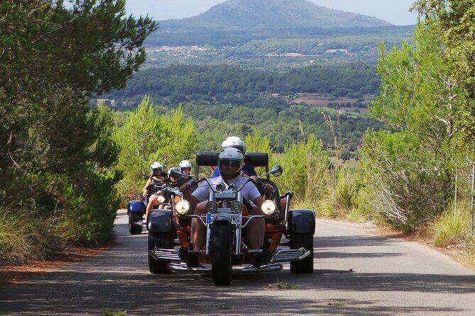 Cala Millor Trike Tour !!! Driving licence class B sufficient !!! - Who should book, and who should skip