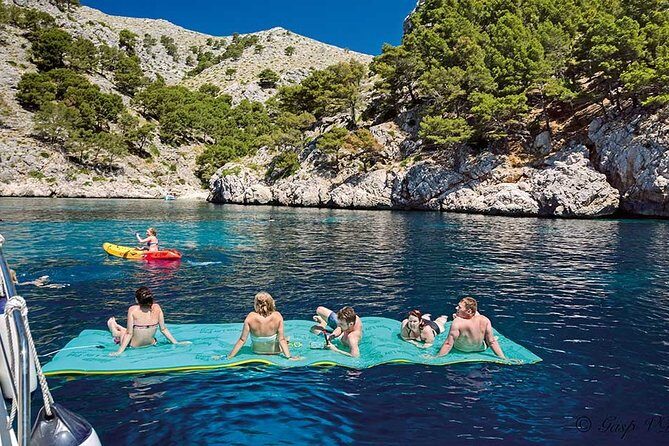 Catamaran Cruise from Port d'Alcudia with Lunch and Swim Stop - Crowds, Shade, and On-Board Vibes: When a Scenic Day Turns Noisy