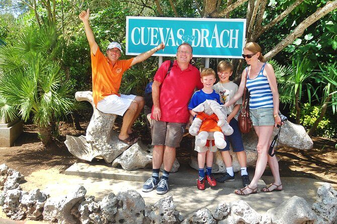 Caves of Drach Half-Day Tour with Boat Trip and Music Concert - Majorica Pearls Stop: A Quick Browse Next to the Caves