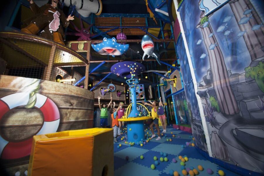 From Alcudia: Day Trip to Katmandu Adventure Park - Service and Comfort: Guides, Language, and Mixed Moments
