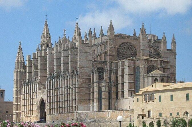 Gaudí and Modernist Art: Guided Tour in Palma de Mallorca - Key things I’d put on your must-know list