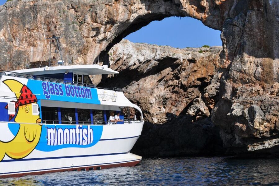 Mallorca: 4-Hour Eastern Coast Catamaran Cruise - Stops You’ll See: Pirate Cave, Cala Mendía, Cala Romántica and Friends