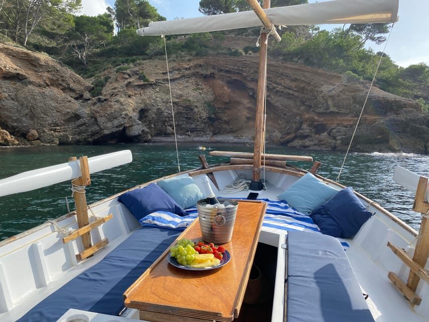 Mallorca: Alcudia, Private Boat Tour. - Why Alcúdia’s Bonaire port is perfect for this sea day