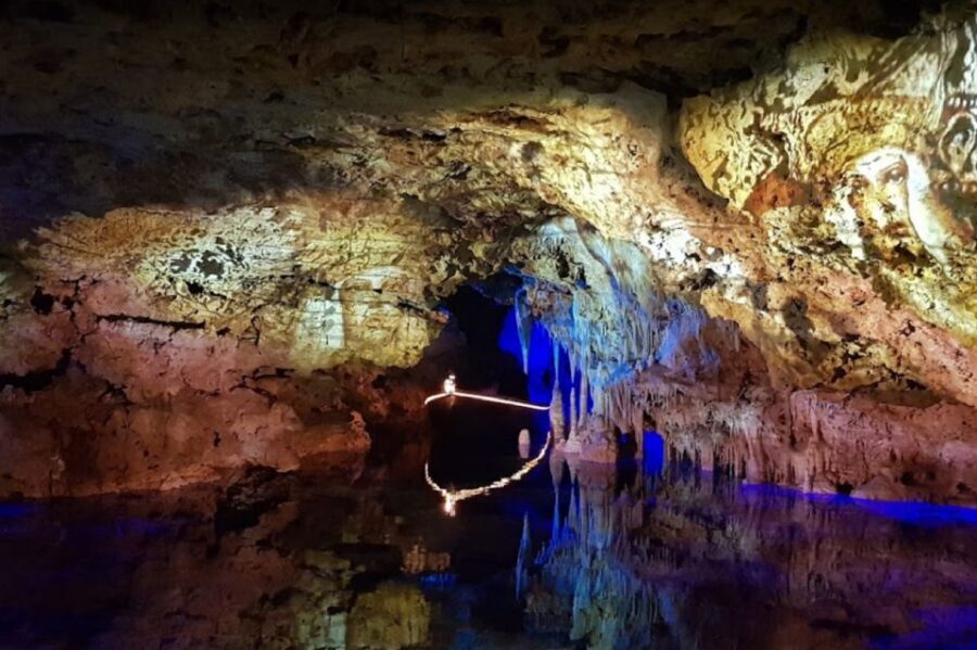 Mallorca: Day Trip to Caves of Hams & Optional Dinosaurland - First Steps: Coach Pickup and the Start of the Underground Day