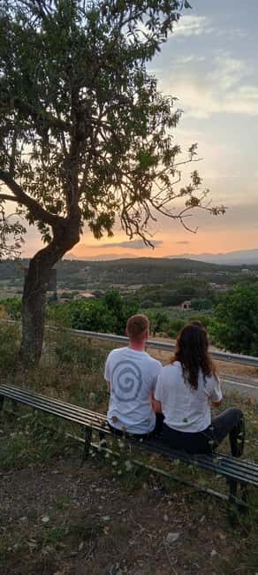 Mallorca: Sunset Horseback Ride with Drinks - The viewpoint stop: drinks, photos, and why this pause is the whole point