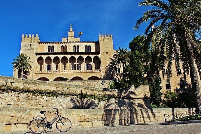 Palma de Mallorca Easy Bike Tour (Small Groups) - La Seu (Cathedral of Mallorca): stained glass light and sea-drama