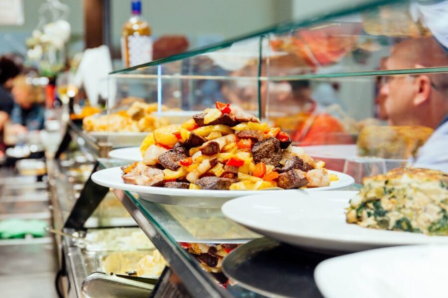 Palma de Mallorca: Foodie Walking Tour of the Old Town - Convent stop: why Mallorca sweets taste different here